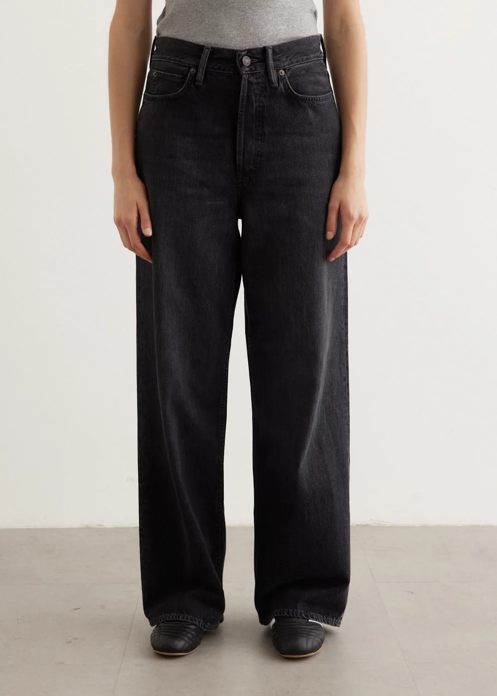 1981F Loose Jeans