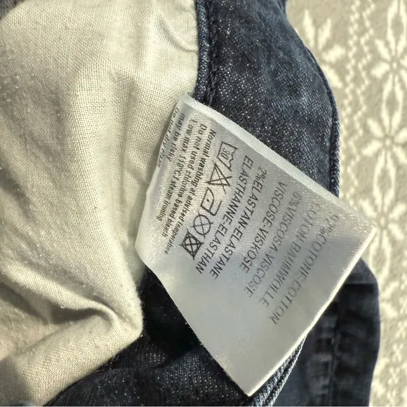6397 Short Baggy‎ Fit Jeans Button Fly Size 27