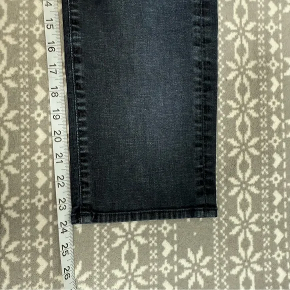 6397 Short Baggy‎ Fit Jeans Button Fly Size 27