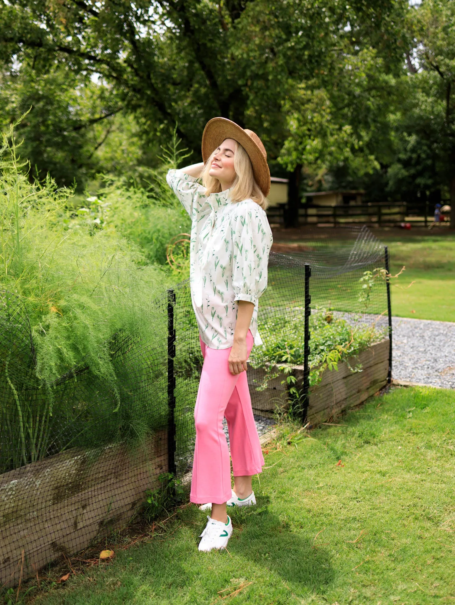 Avie Top-Botanical Library Collection
