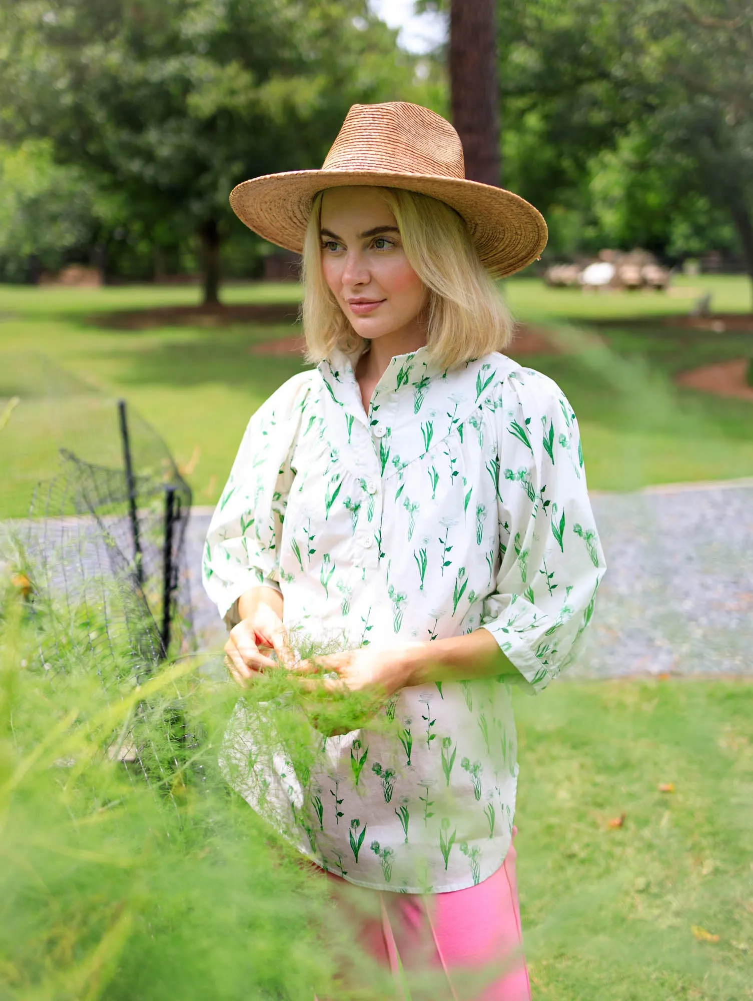 Avie Top-Botanical Library Collection