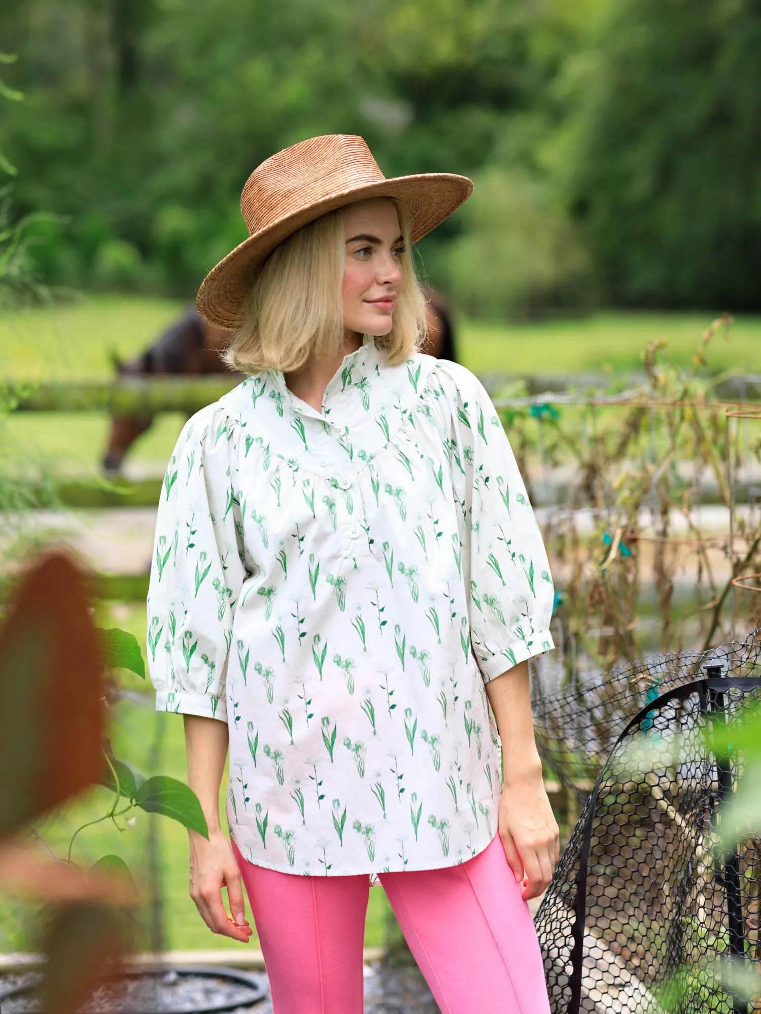 Avie Top-Botanical Library Collection