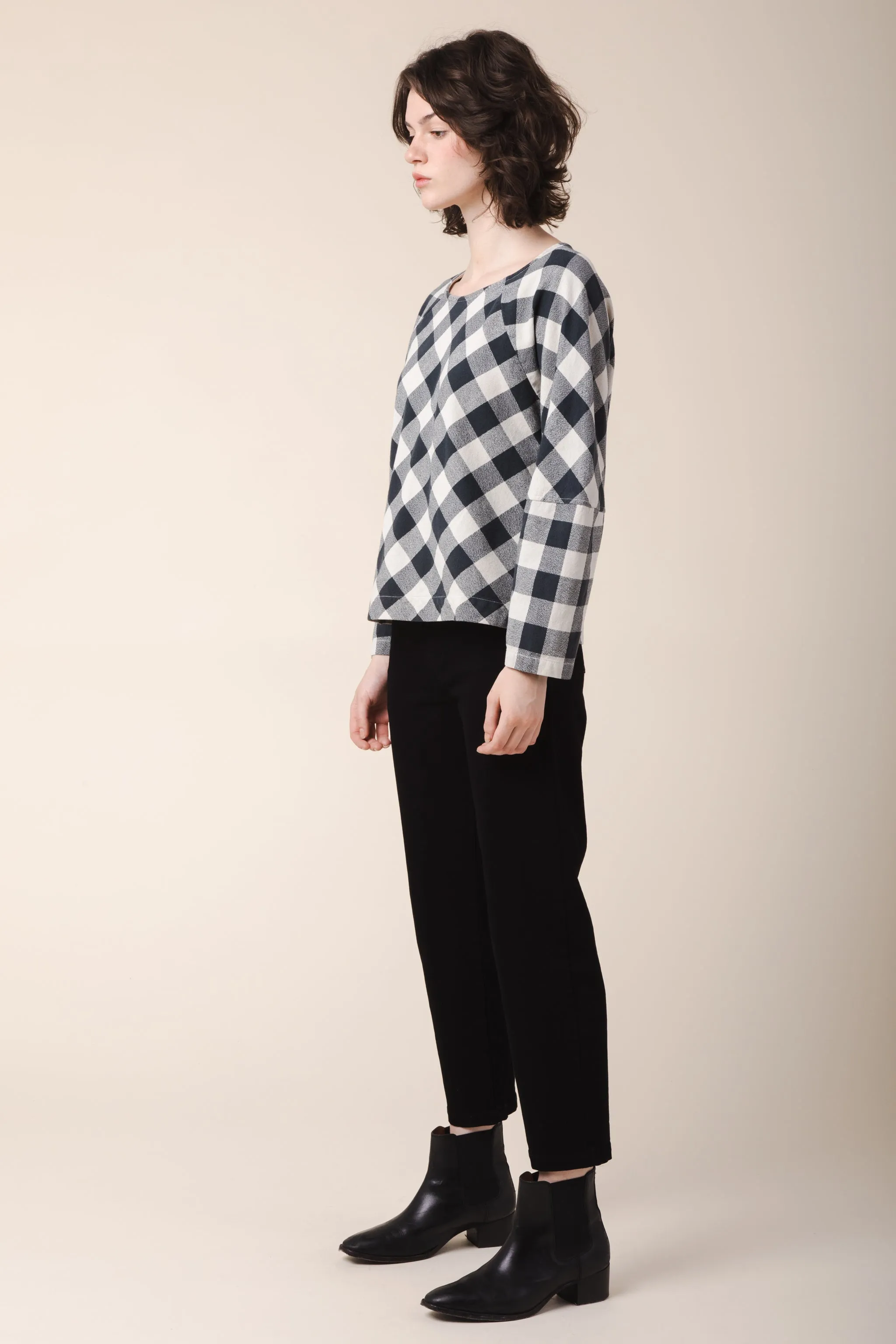 Barrel Jean in Black