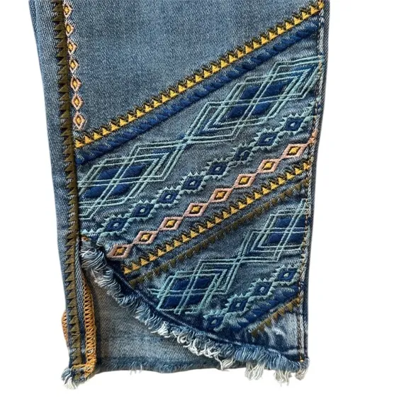 Driftwood, Jackie Embroidered high rise jeans Size 27