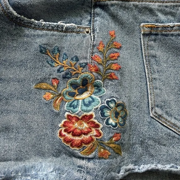 Driftwood Maui Goldie Shorts Floral Embroidered Flowers Denim Size 28 3”