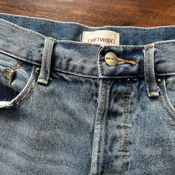 Driftwood Maui Goldie Shorts Floral Embroidered Flowers Denim Size 28 3”
