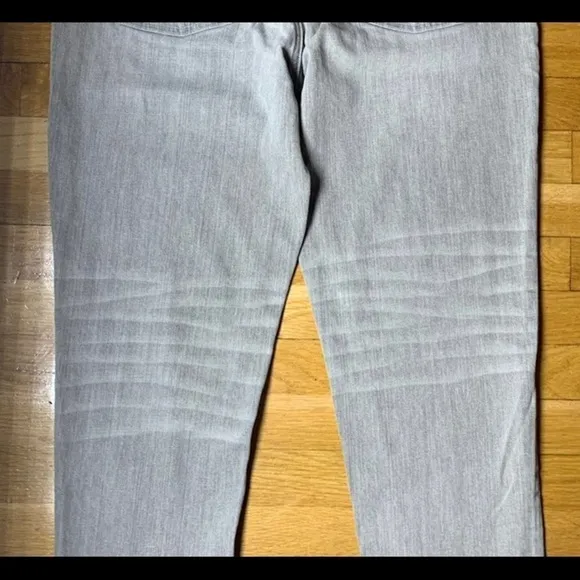 Eileen Fisher light gray organic cotton jeans sz 12, 34460 S16BD