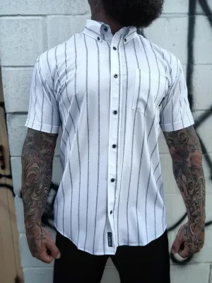 ESSENTIAL WHITE SNITCHES GET STITCHES BUTTON UP