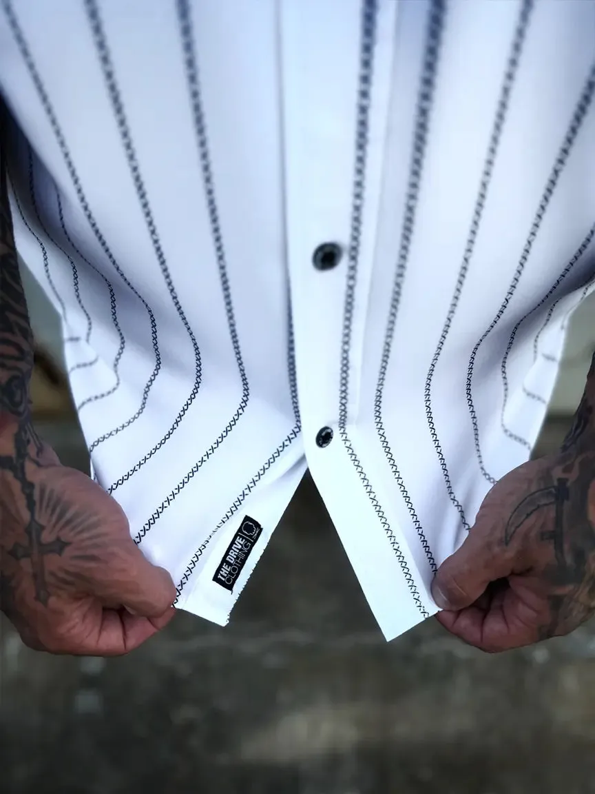 ESSENTIAL WHITE SNITCHES GET STITCHES BUTTON UP