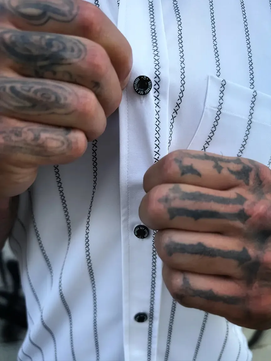 ESSENTIAL WHITE SNITCHES GET STITCHES BUTTON UP