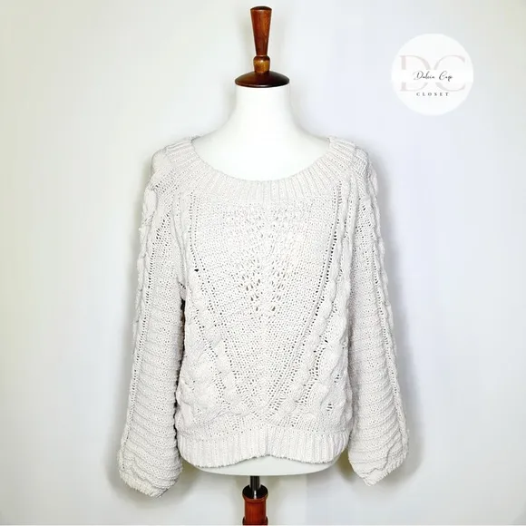 EXPRESS Cream Knit Sweater S