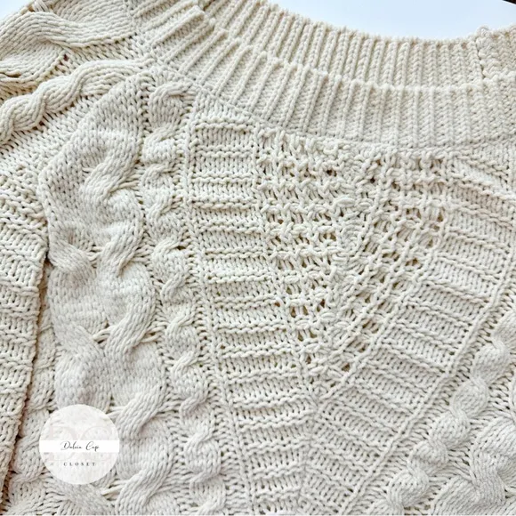 EXPRESS Cream Knit Sweater S
