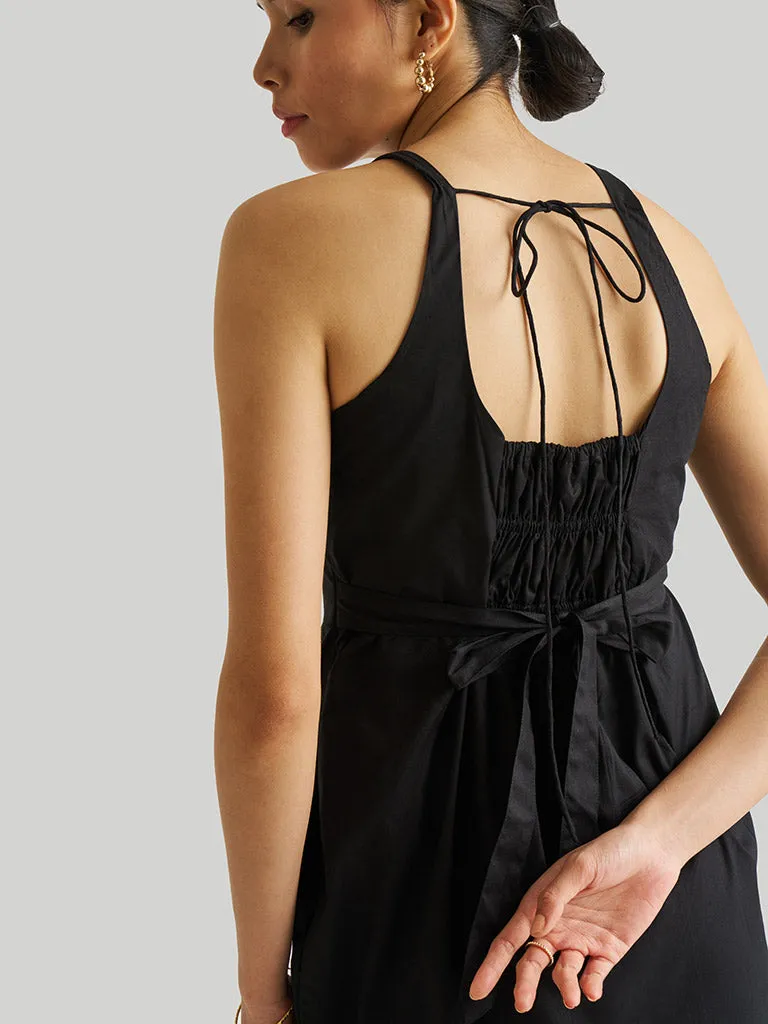 Fitted Knee Length Black Dress