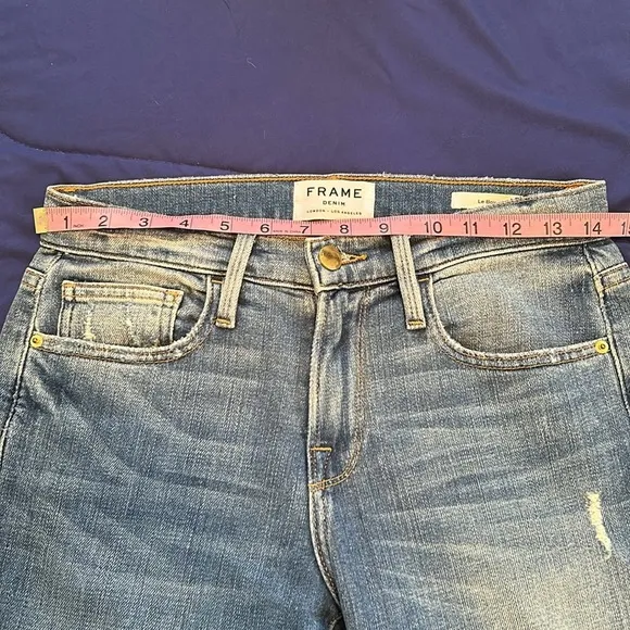 Frame Le Boy jeans. Size 25