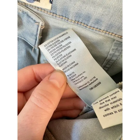 FREE PEOPLE NWT Light Wash High Rise Youthquake Cropped Flare Jeans Size 30