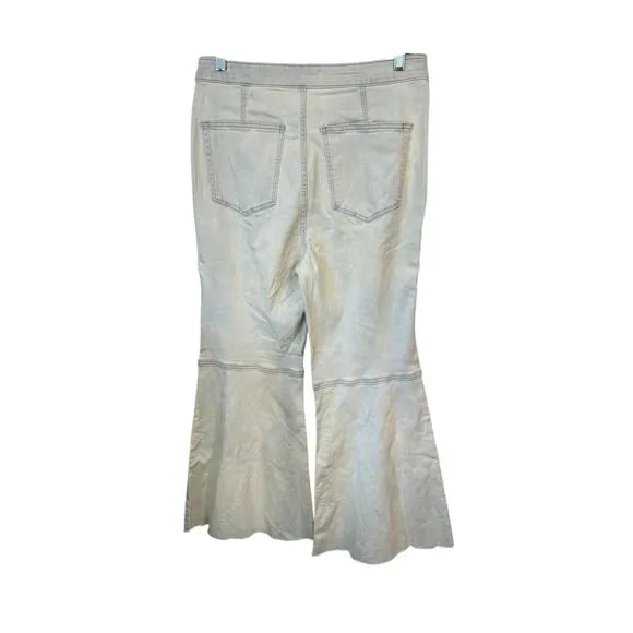 FREE PEOPLE NWT Light Wash High Rise Youthquake Cropped Flare Jeans Size 30