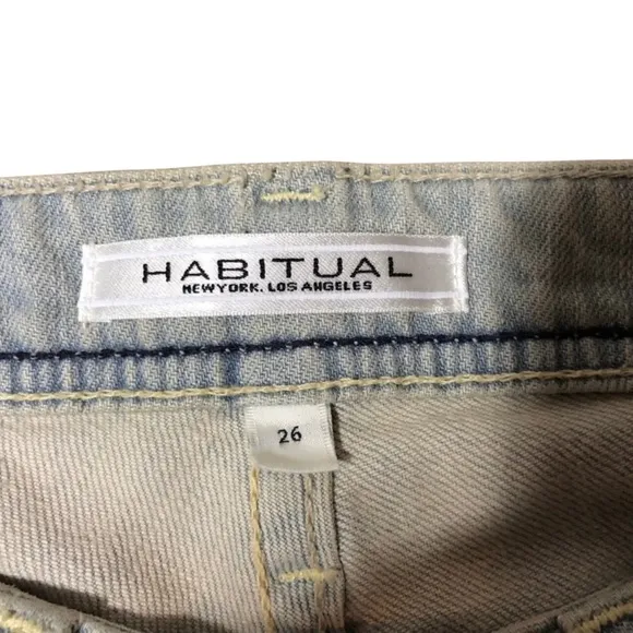 Habitual Jeans With Signature Maltese Cross Back Pocket Detail NEW WITH TAGS.