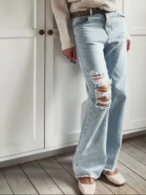 JEANS STRAIGHT MID WAIST RIPPED - LIGHT BLUE