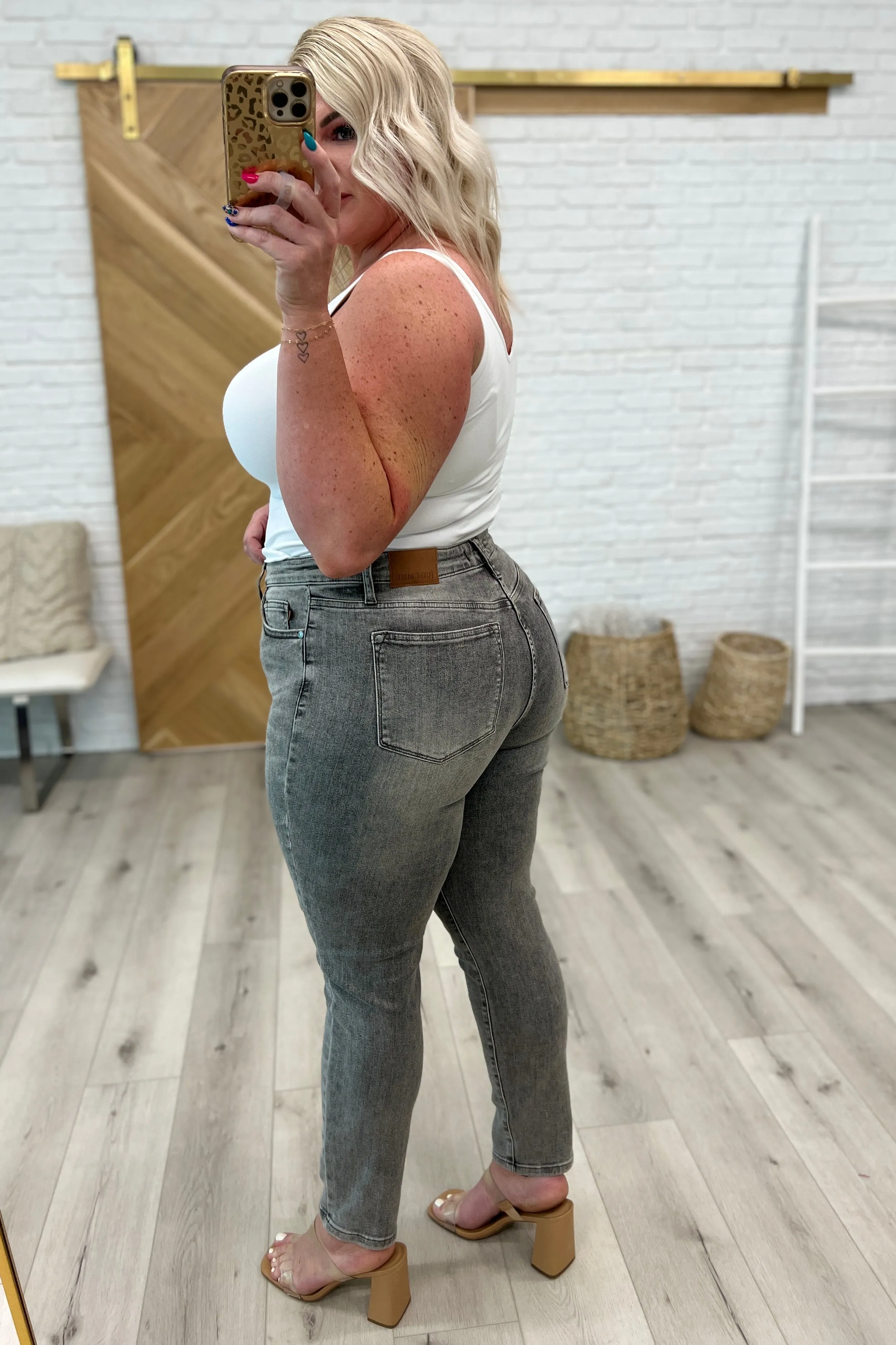 JUDY BLUE Charlotte High Rise Stone Wash Slim Jeans in Gray