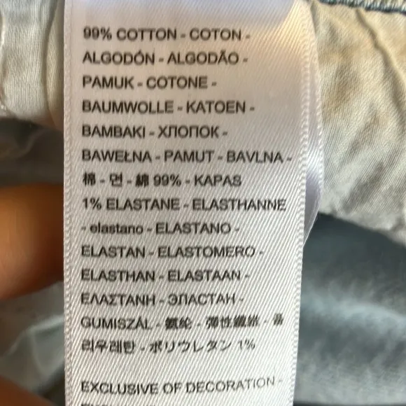 Levi’s Wedgie jeans icon fit size 28 button fly light wash