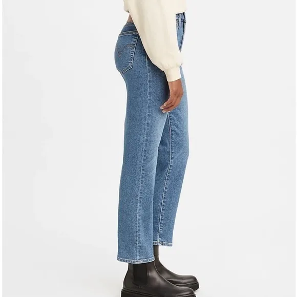 Levi's Wedgie Straight Jeans High Rise NWT in Love in the Mist
