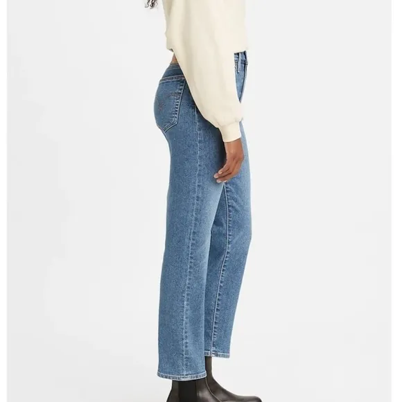 Levi's Wedgie Straight Jeans High Rise NWT in Love in the Mist
