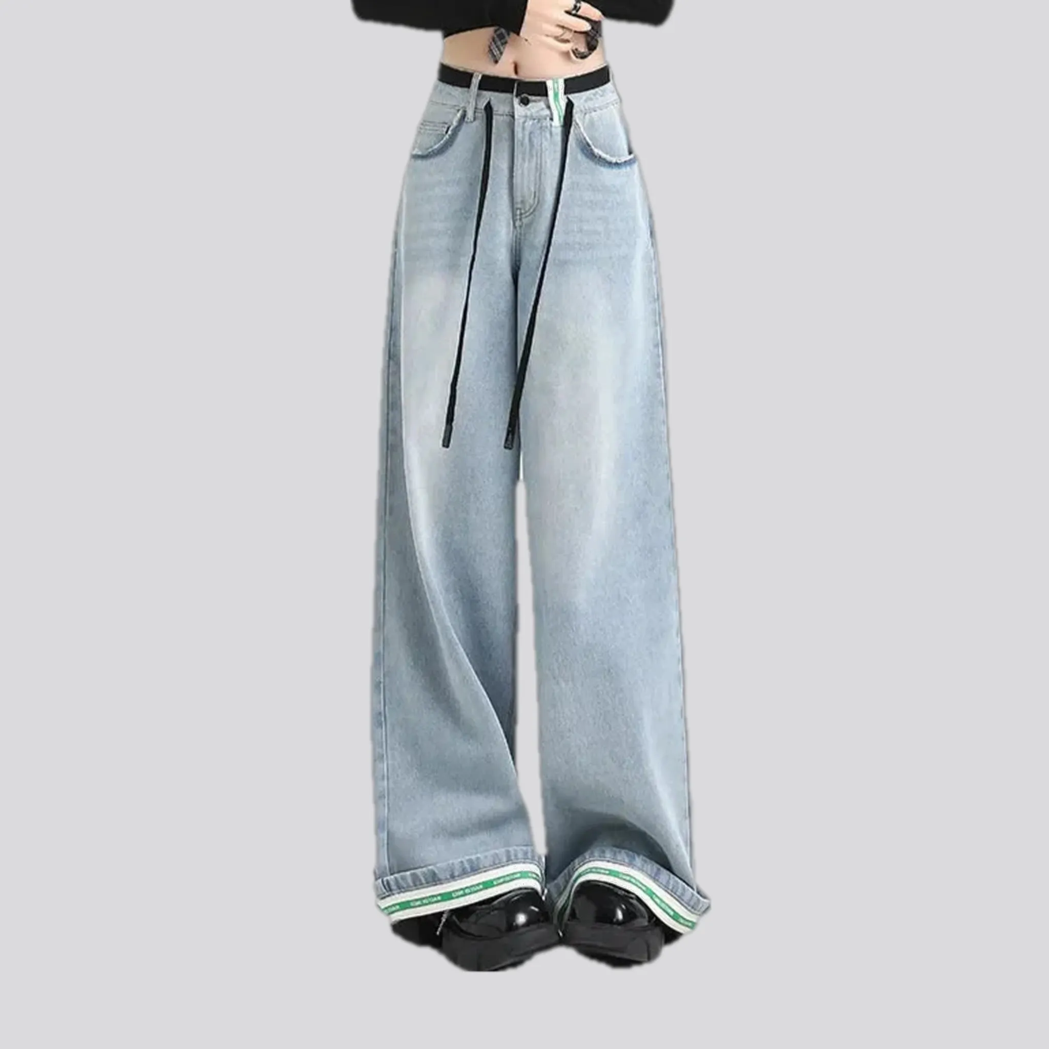Light pattern baggy jeans for women