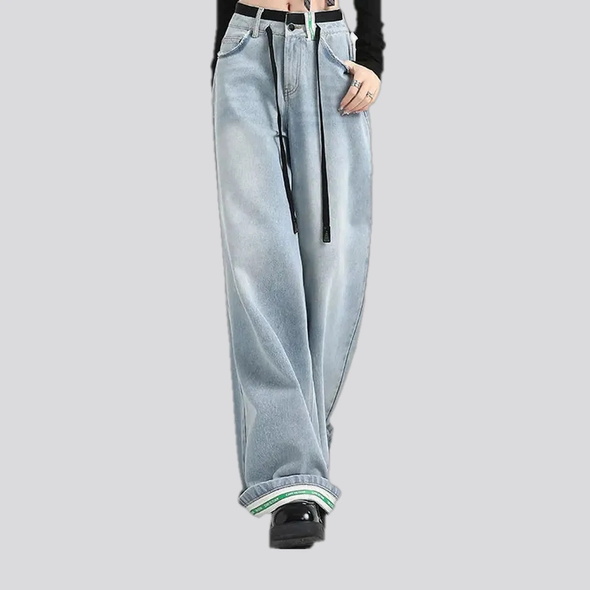 Light pattern baggy jeans for women