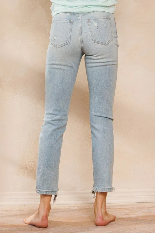 Long live the 90s Distressed Jeans
