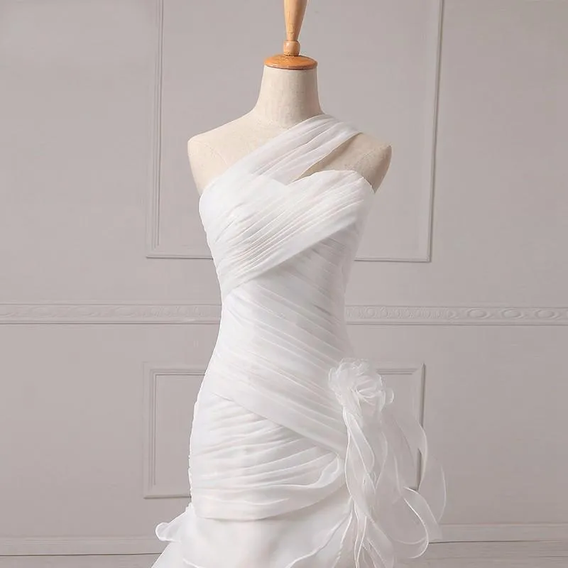 Long Wedding Dress, Organza Wedding Dress, Mermaid Bridal Dress, One-Shoulder Wedding Dress, Pleat Wedding Dress, Wedding Dress with Court Train, LB0410