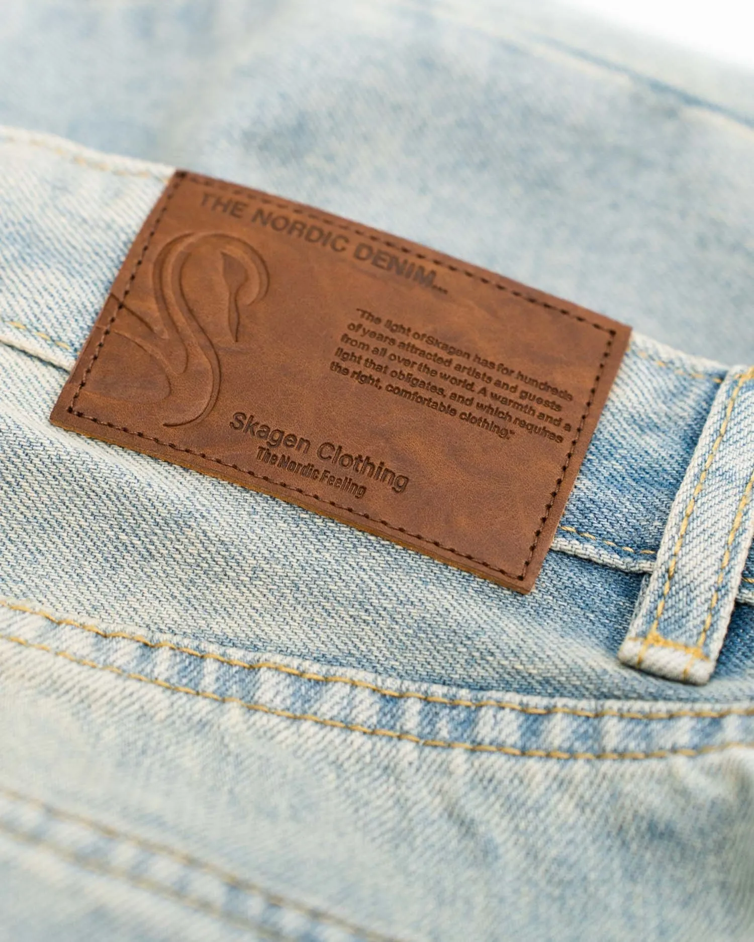 Loose Fit Denim Jeans Light Blue Vintage Wash