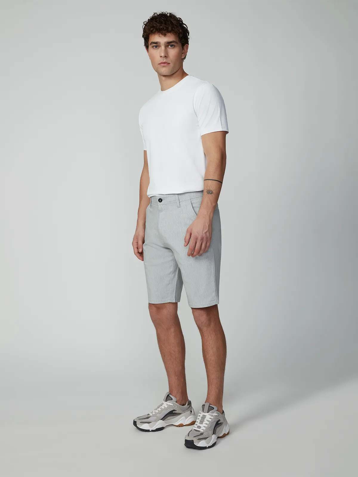 MEN'S CHINO SHORT