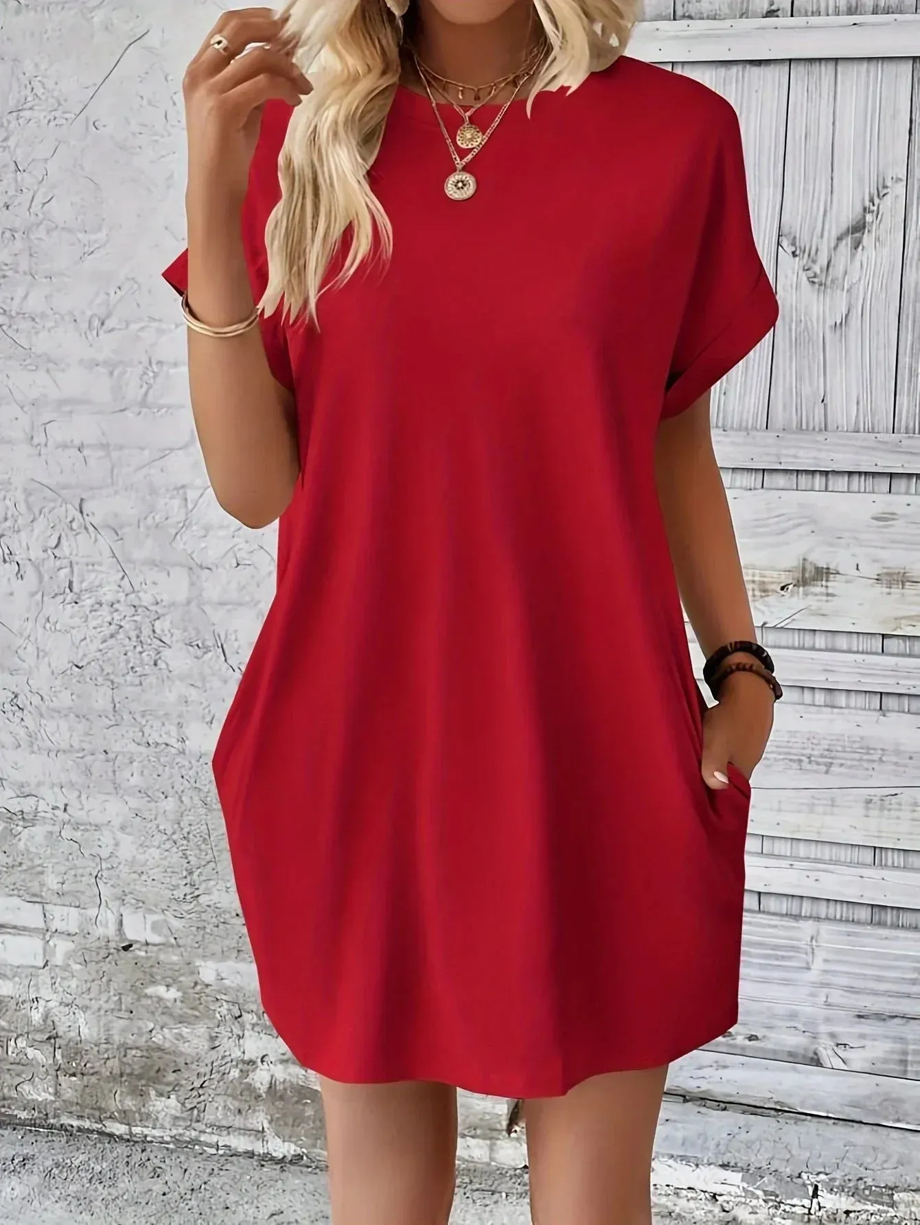 Mercedes® | Relaxed and timeless summer dress