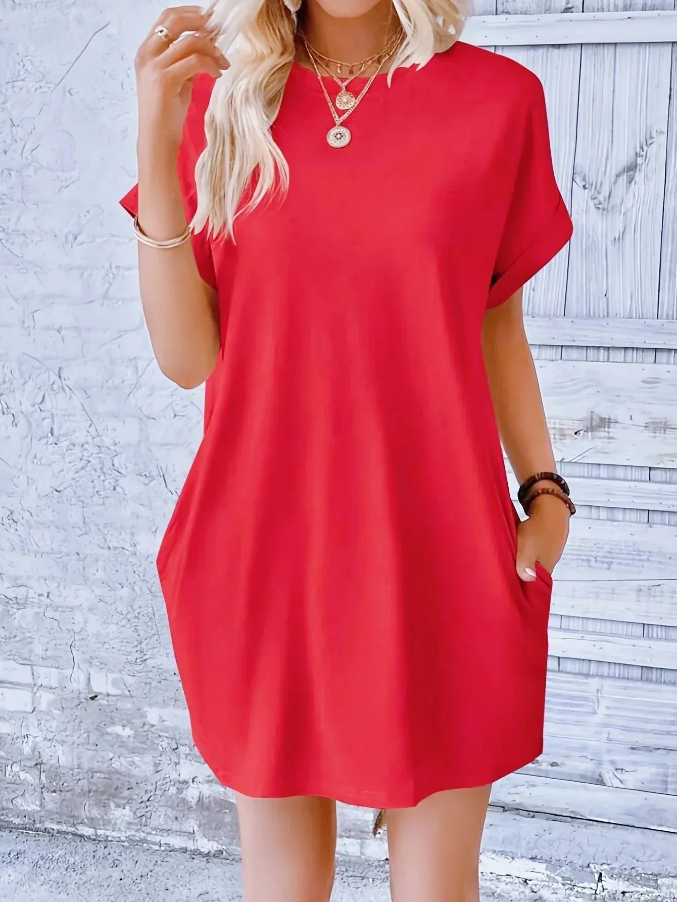 Mercedes® | Relaxed and timeless summer dress