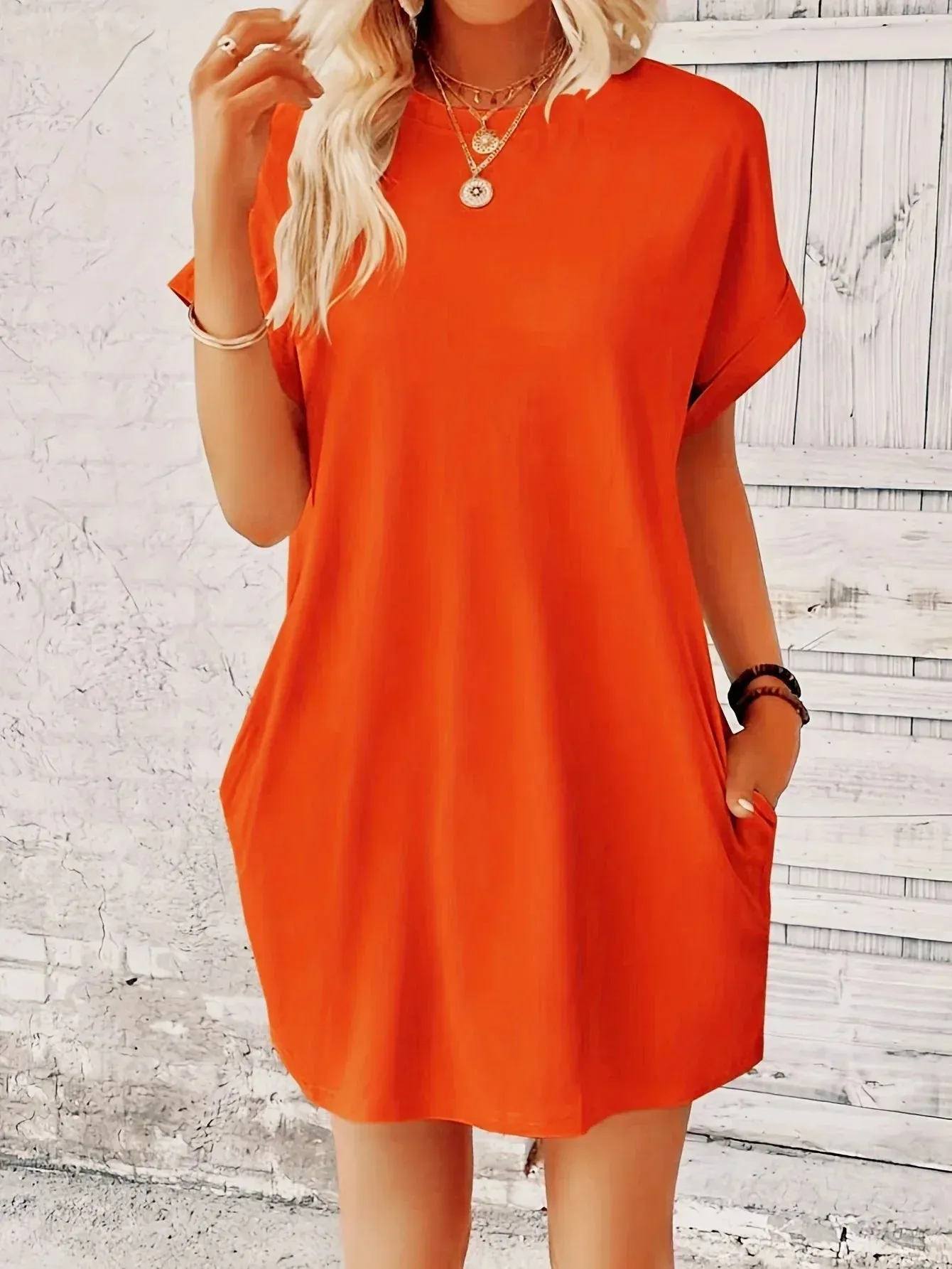 Mercedes® | Relaxed and timeless summer dress
