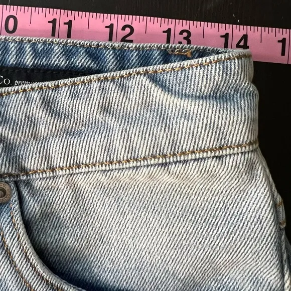 Mo&amp;Co cropped wide-leg jeans in light blue size 27.