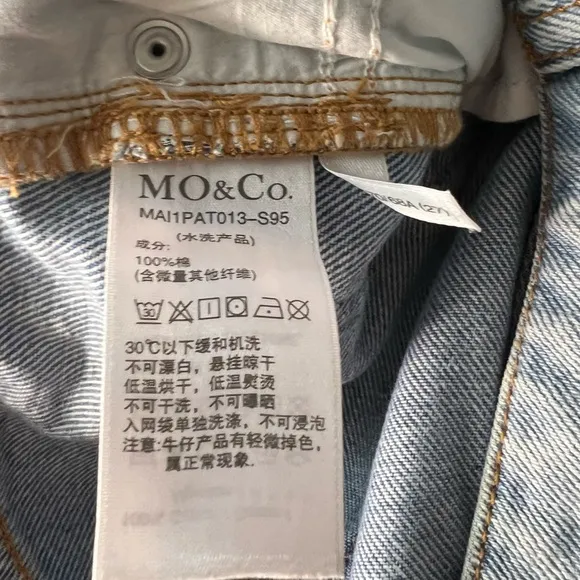 Mo&amp;Co cropped wide-leg jeans in light blue size 27.