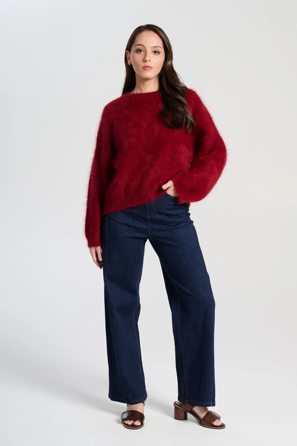 Montreal Knit Sweater Vino in Angora