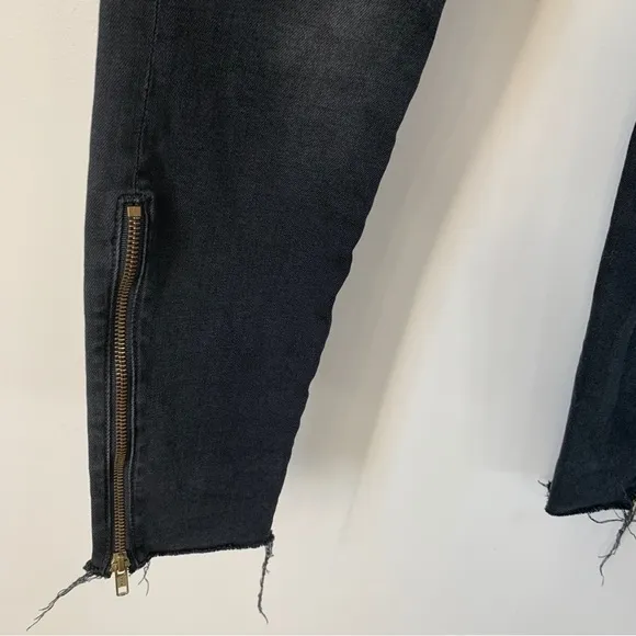Mother Looker Zip Fray Light Black Jeans Size 27