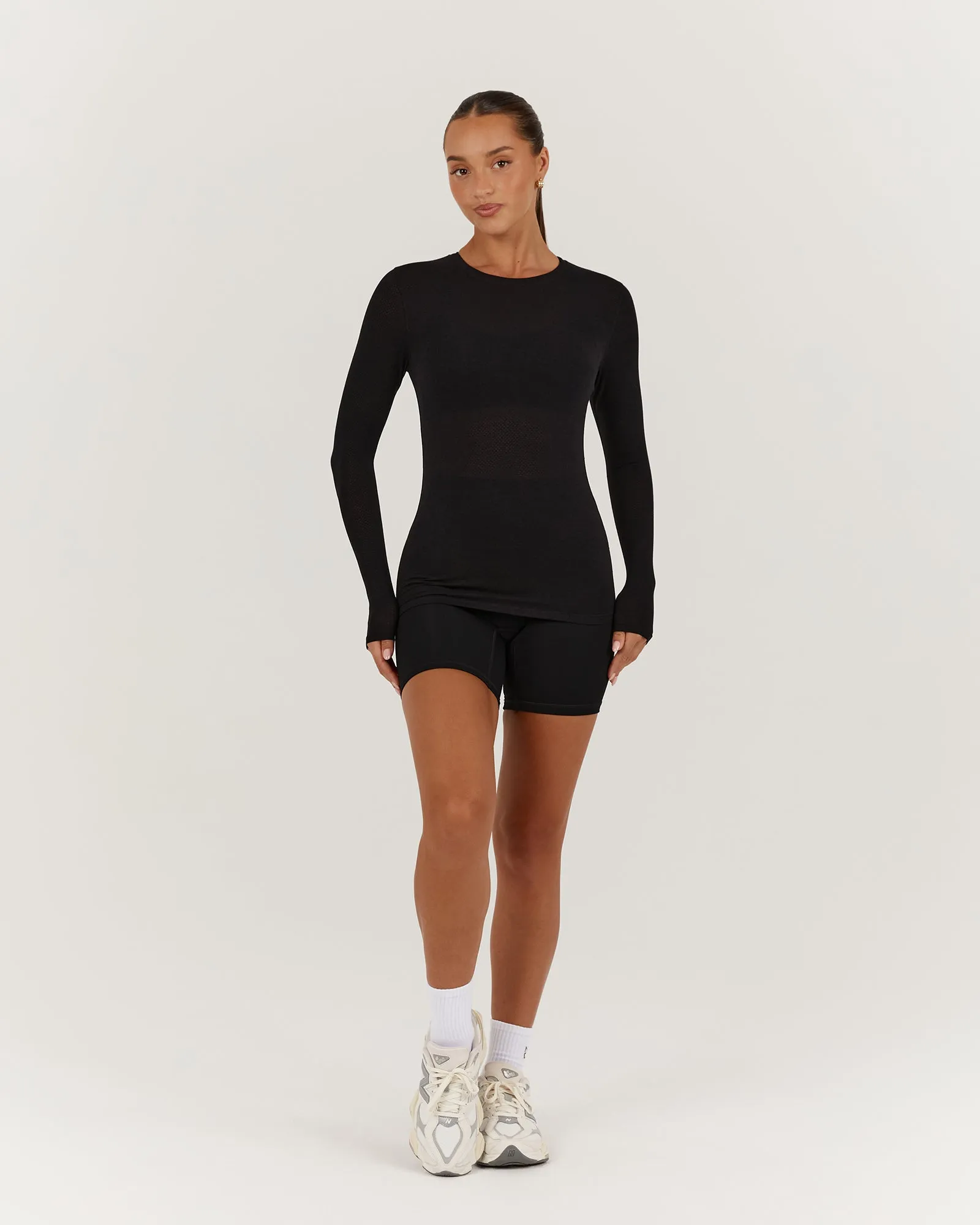 MYLA FITTED LONG SLEEVE - BLACK