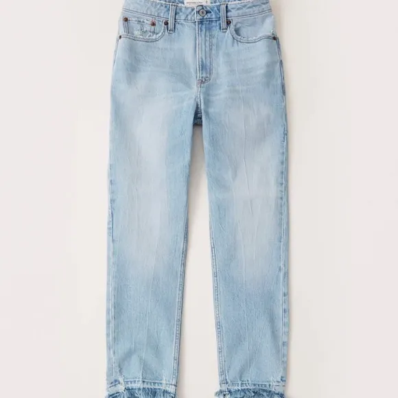 NEW ABERCROMBIE AND FITCH HIGH RISE MOM