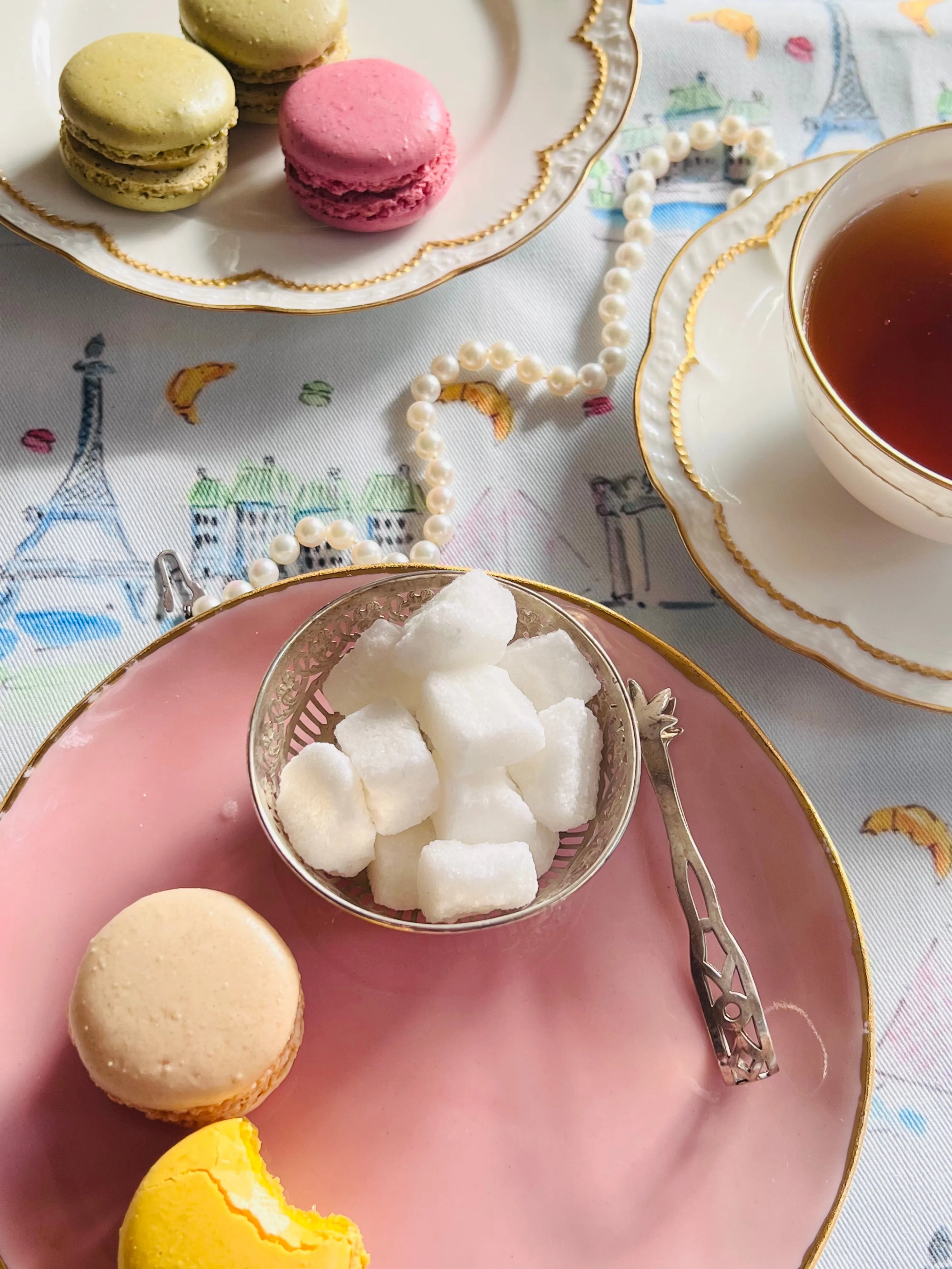 New! Bon Bon cloth placemat!
