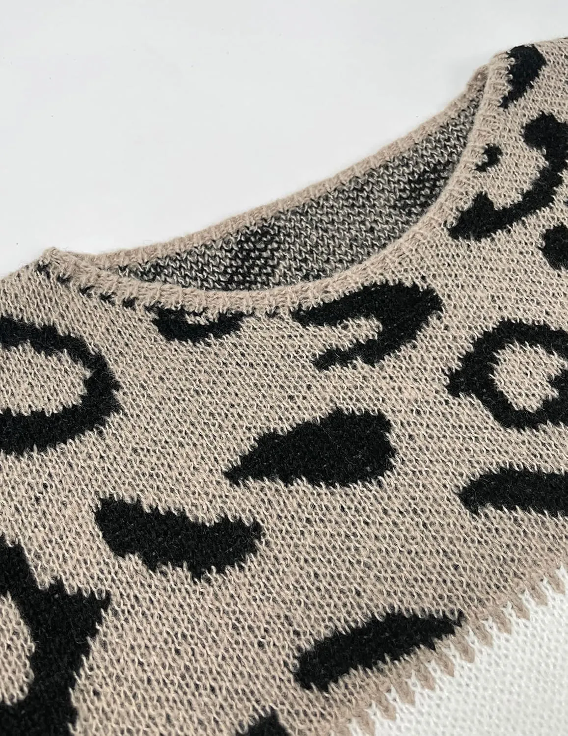 Nina – Oversized Women’s Leopard Sweater