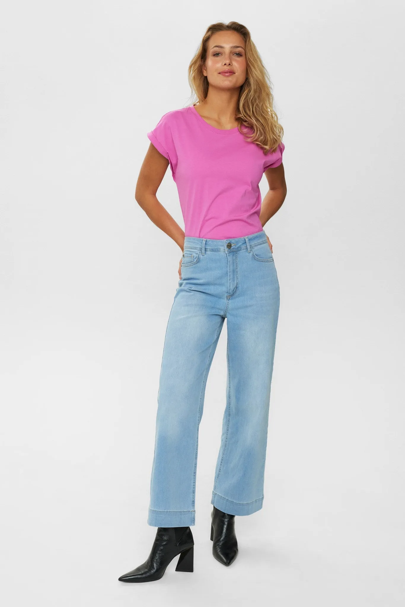 NUPARIS CROPPED  JEANS - Light Blue Denim