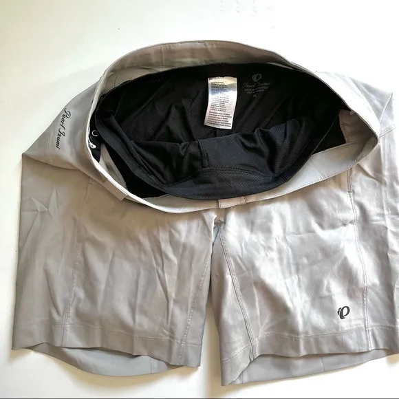 NWOT Silver Pearl Izumi Canyon Mtn. Biking Shorts with Padded Liner XL