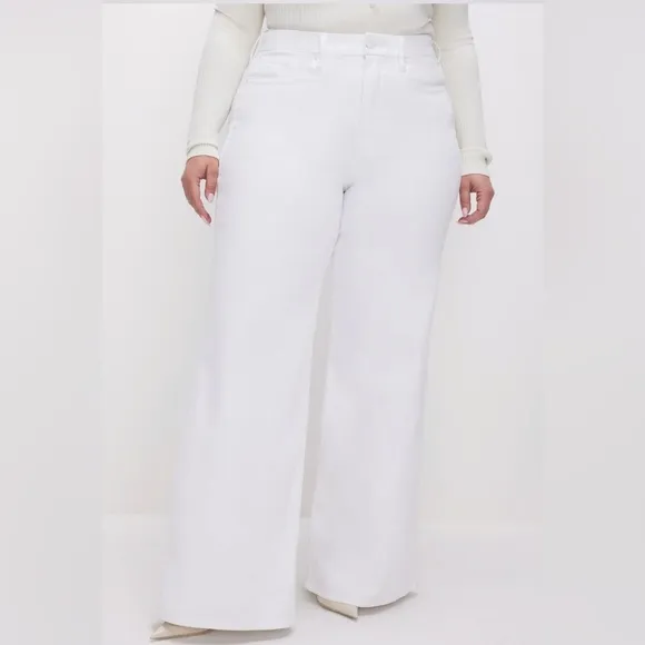 NWT- GOOD WAIST PALAZZO JEANS- White- Size 14/32