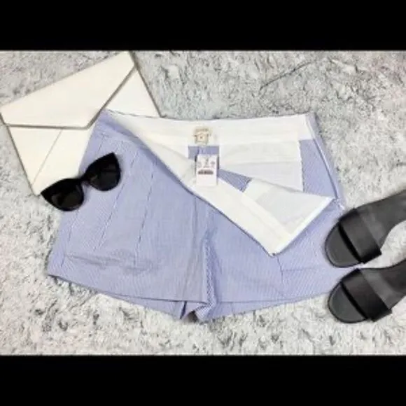 🔹NWT! J. Crew Blue &amp; Pleated Seersucker Shorts🔹