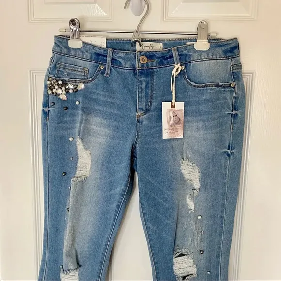 NWT Jessica Simpson Kiss Me Ankle Skinny Distressed Embellished Jean