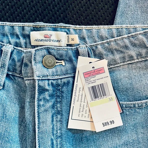 NWT🐳Vineyard Vines 🐳Women’s Light Blue Jeans Cut at Ankle🐳