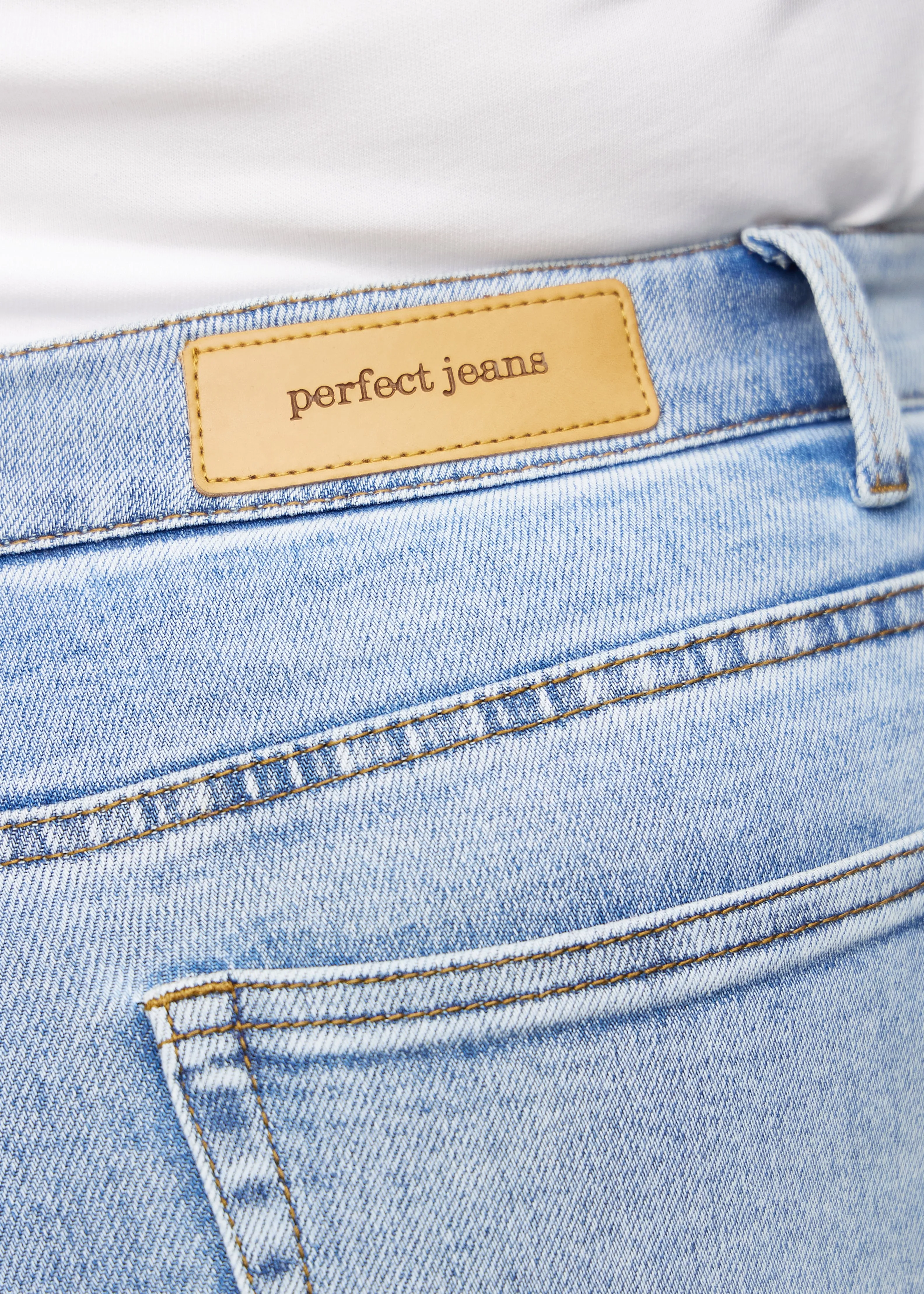 Perfect Jeans - Loose - Waves™